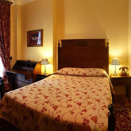 Palace Do Capitao Hotel