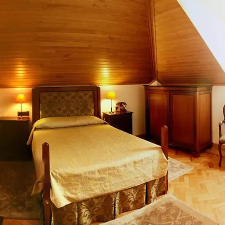 Hotel Palace Do Capitao 4*